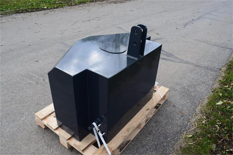 - - - 800 kilo J-Maskiner - Vægtklods for Landbrugsmaskine: billede 4 - - - 800 kilo J-Maskiner - Vægtklods for Landbrugsmaskine: billede 4