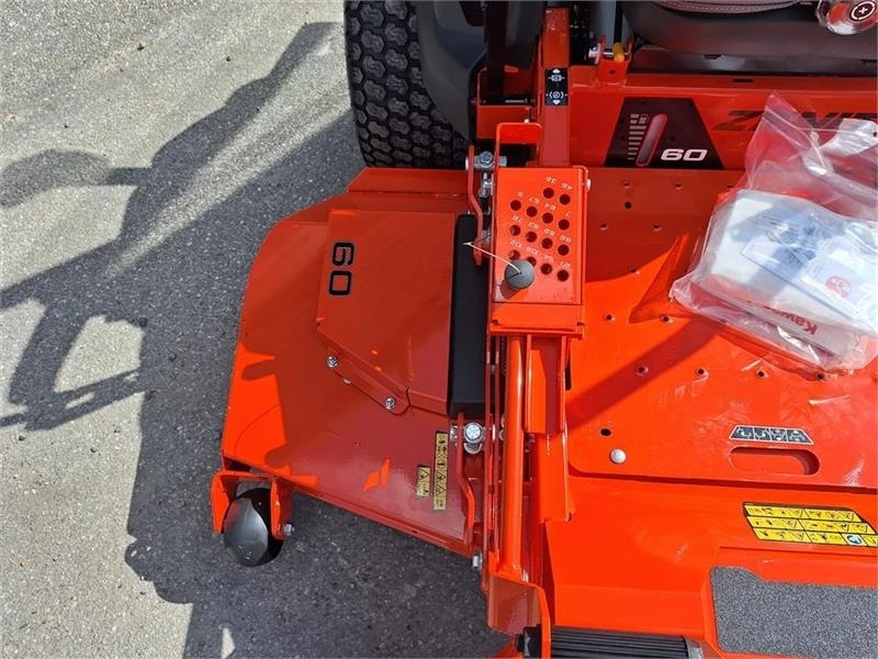 Ariens Zenith 60" (152 cm Klippe bredde) - Plæneklipper: billede 4 Ariens Zenith 60" (152 cm Klippe bredde) - Plæneklipper: billede 4