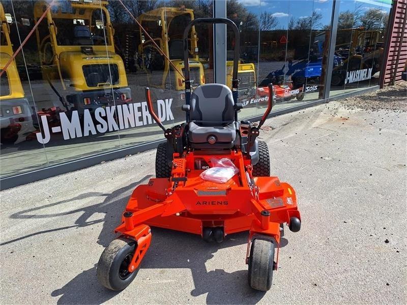 Ariens Zenith 60" (152 cm Klippe bredde) - Plæneklipper: billede 2 Ariens Zenith 60" (152 cm Klippe bredde) - Plæneklipper: billede 2