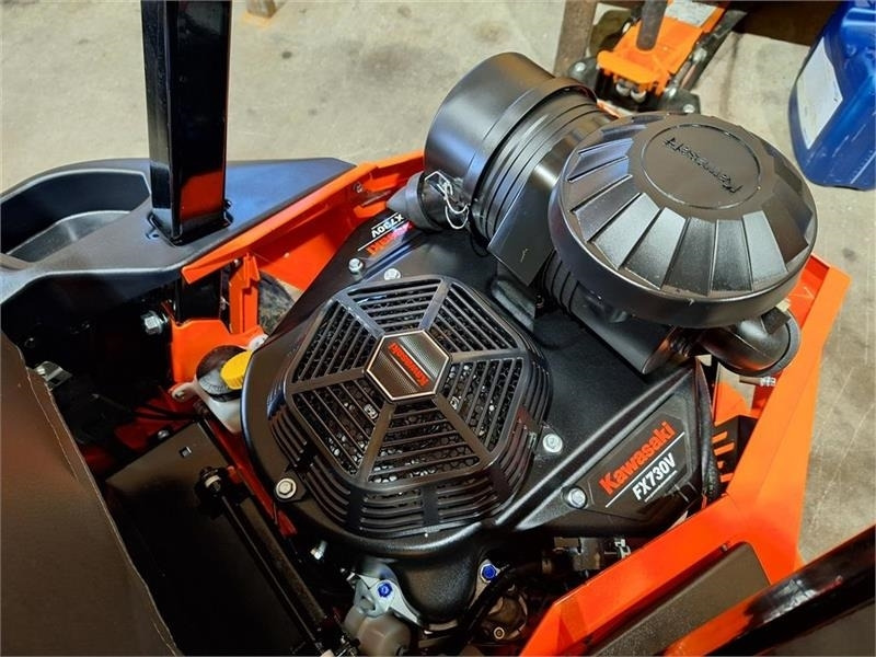 Ariens Zenith 60" SD - Plæneklipper: billede 4 Ariens Zenith 60" SD - Plæneklipper: billede 4