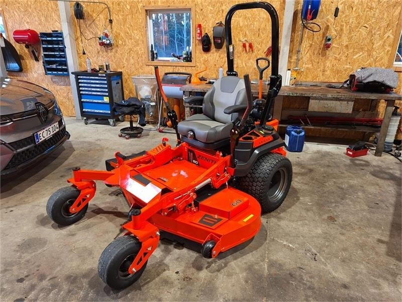 Ariens Zenith 60" SD - Plæneklipper: billede 1 Ariens Zenith 60" SD - Plæneklipper: billede 1
