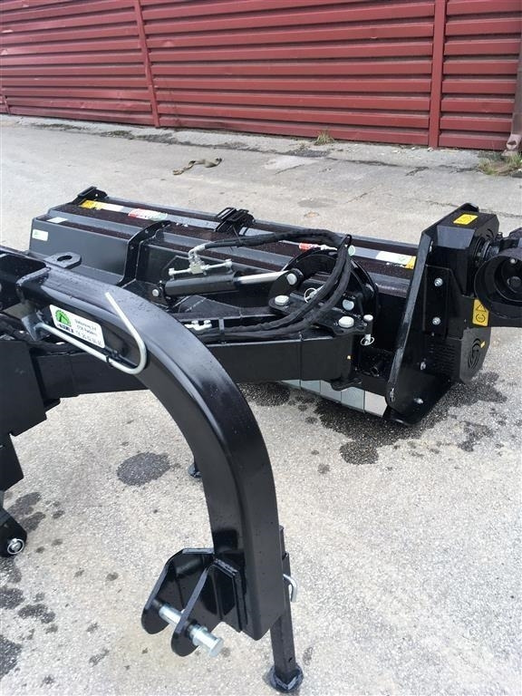 - - - Boxer 2.50 m. HD sideklipper - Slåmaskine: billede 3 - - - Boxer 2.50 m. HD sideklipper - Slåmaskine: billede 3