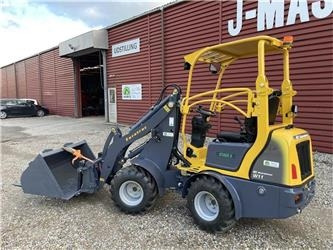 Eurotrac W11 med lang arm, skovl og gafler - Minilæsser: billede 1 Eurotrac W11 med lang arm, skovl og gafler - Minilæsser: billede 1