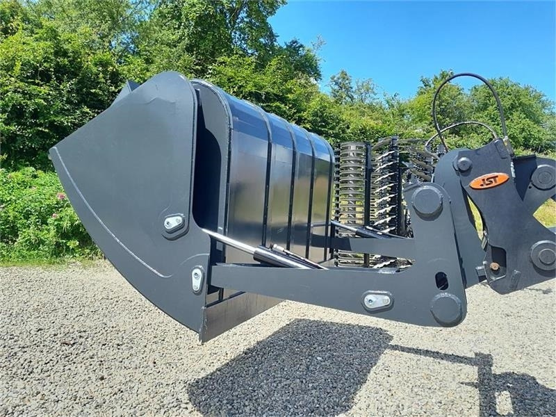 Inter-Tech Højtipskovl 3 kb3 INTER TECH 2,60m - Læsseskovl: billede 5 Inter-Tech Højtipskovl 3 kb3 INTER TECH 2,60m - Læsseskovl: billede 5