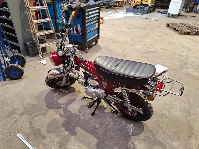 - - - SKYTEAM DAX - Motorcykel: billede 5 - - - SKYTEAM DAX - Motorcykel: billede 5