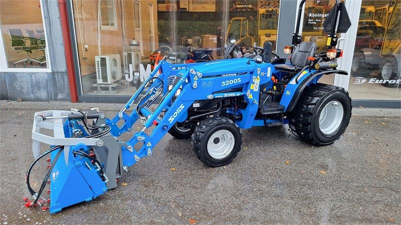 Solis 26 - Kommunal traktor: billede 1 Solis 26 - Kommunal traktor: billede 1