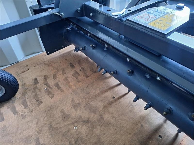 Multione Powerrake - Udstyr for Entreprenørmaskin: billede 3 Multione Powerrake - Udstyr for Entreprenørmaskin: billede 3