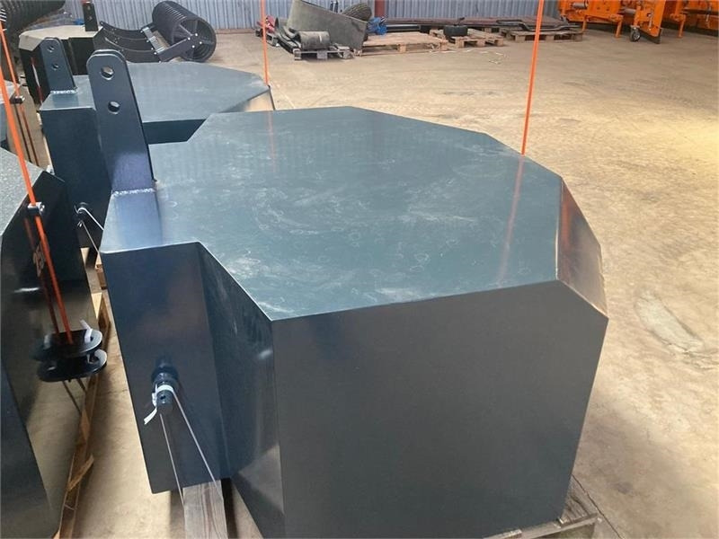 - - - j maskiner 2500KG - Vægtklods: billede 2 - - - j maskiner 2500KG - Vægtklods: billede 2