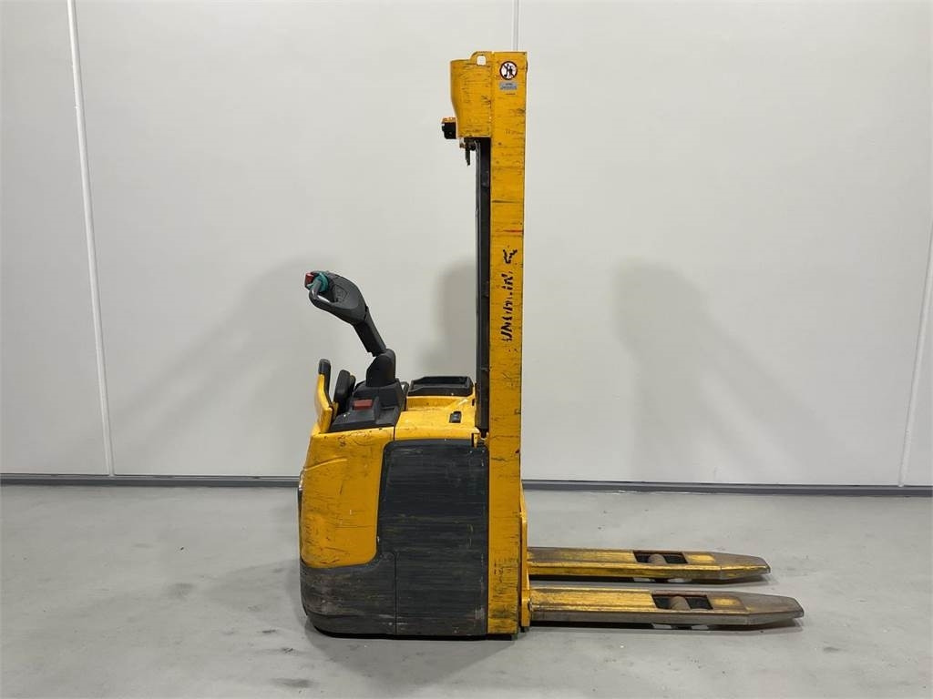 Jungheinrich ERC 214 - Stabler: billede 1 Jungheinrich ERC 214 - Stabler: billede 1