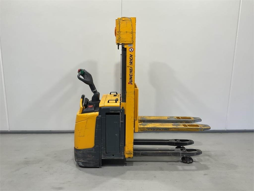 Jungheinrich ERC 220Z - Stabler: billede 1 Jungheinrich ERC 220Z - Stabler: billede 1