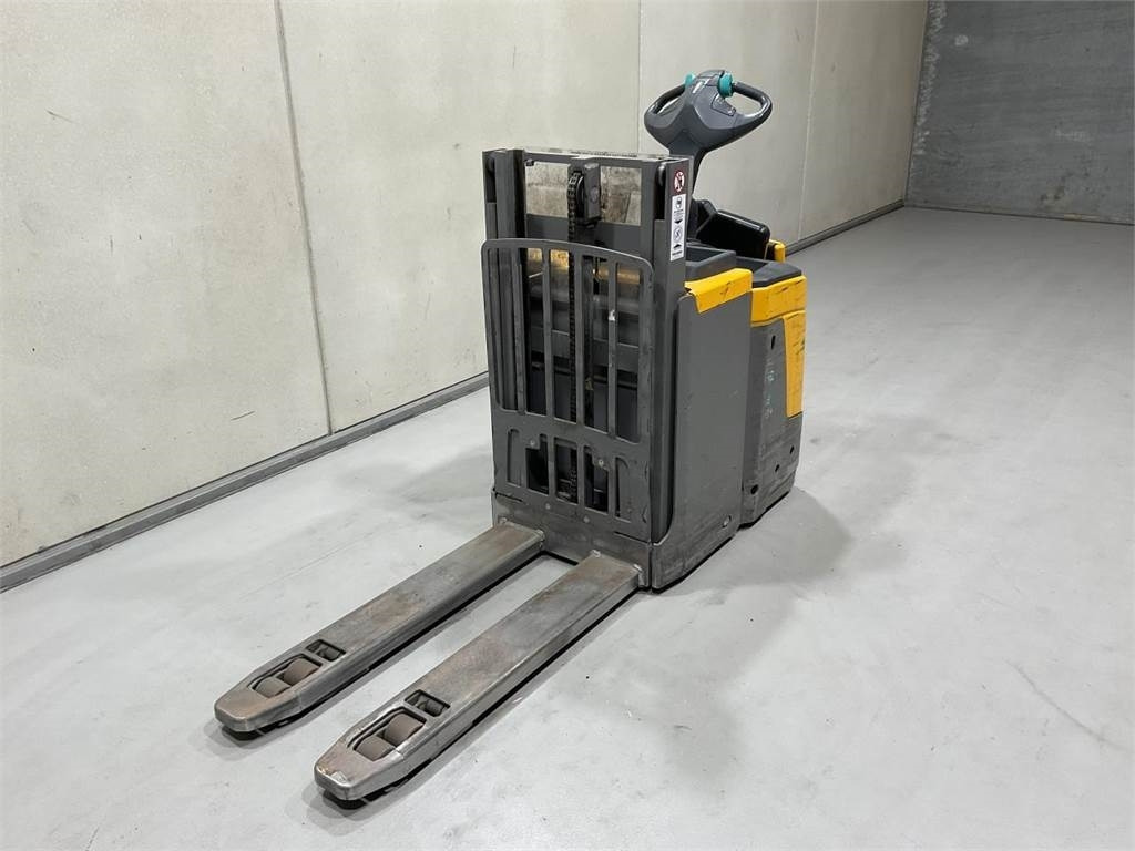 Jungheinrich ERD 220 - Stabler: billede 4 Jungheinrich ERD 220 - Stabler: billede 4