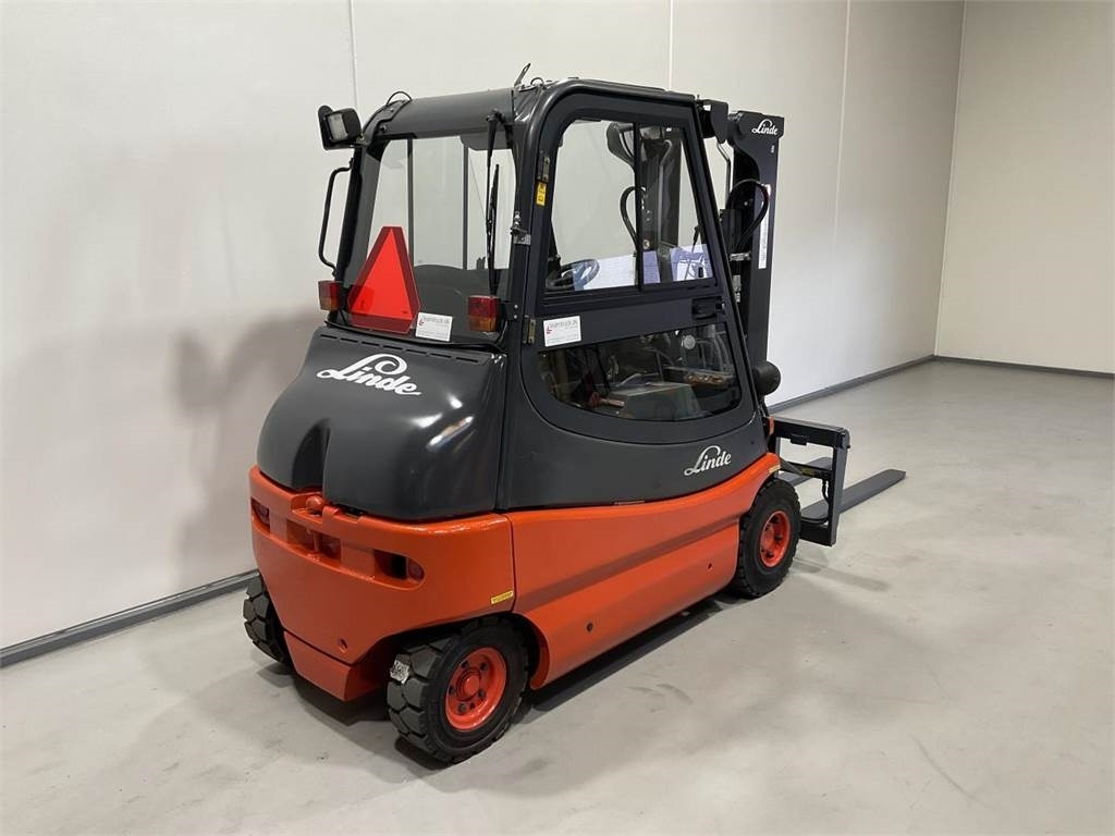 Linde E25P - 02 - El gaffeltruck: billede 2 Linde E25P - 02 - El gaffeltruck: billede 2
