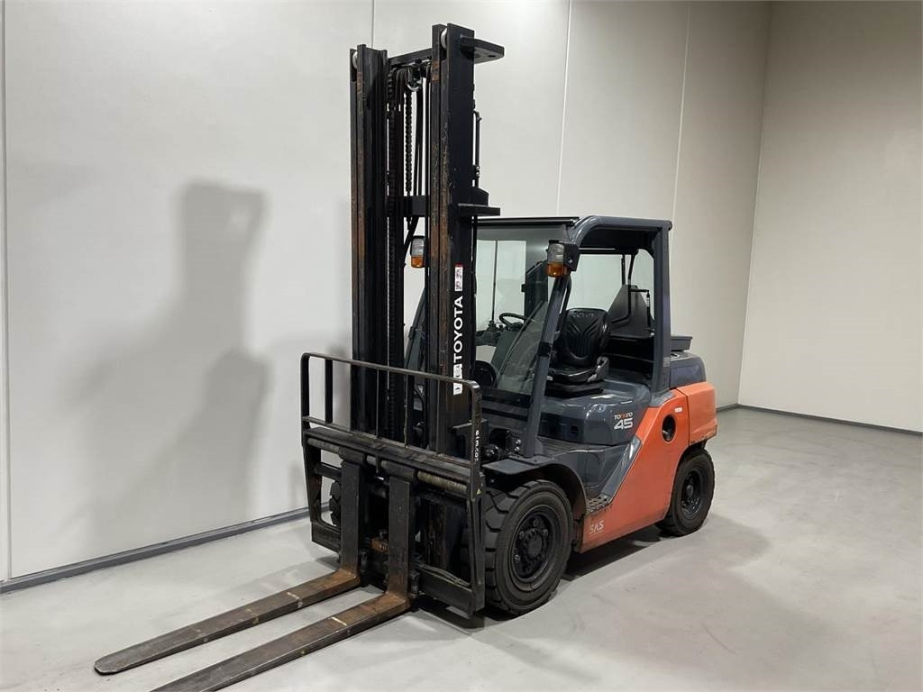 Toyota 40-8FD40N - Diesel gaffeltruck: billede 4 Toyota 40-8FD40N - Diesel gaffeltruck: billede 4