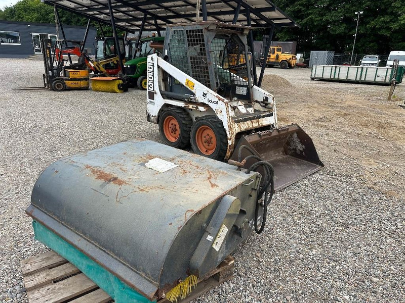 Bobcat 553 - Skridstyret minilæsser: billede 2 Bobcat 553 - Skridstyret minilæsser: billede 2