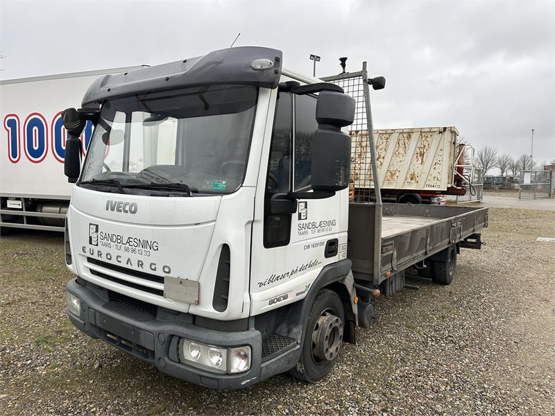 Iveco Eurocargo 80 E18 - Lastbil med lad: billede 1 Iveco Eurocargo 80 E18 - Lastbil med lad: billede 1