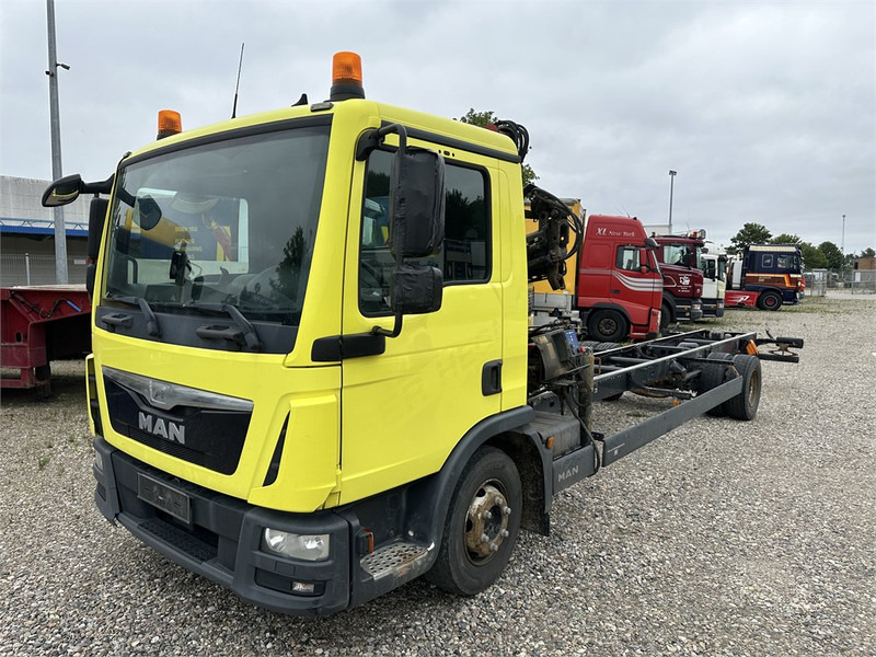 MAN TGL 12.220 // Crane HMF 735K2 // - Lastbil med kran: billede 1 MAN TGL 12.220 // Crane HMF 735K2 // - Lastbil med kran: billede 1