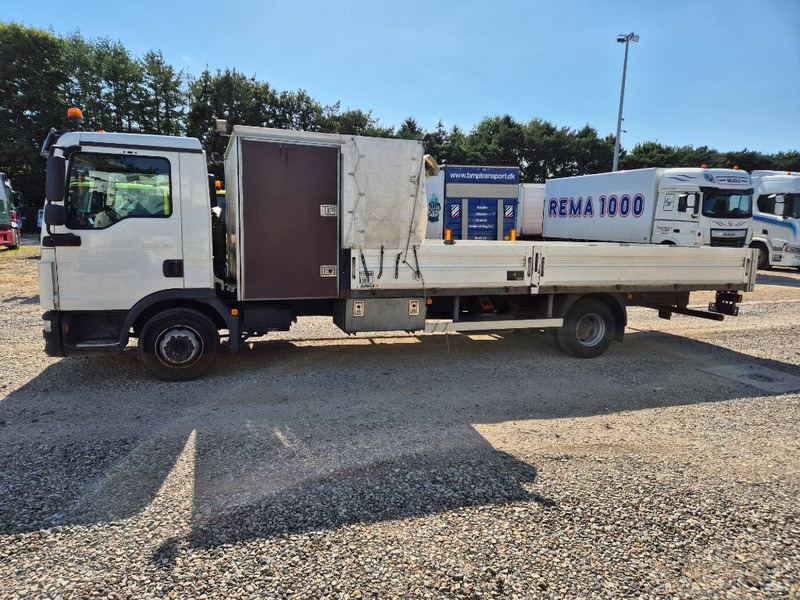 MAN TGL 12.250 4x2 - Lastbil med lad: billede 2 MAN TGL 12.250 4x2 - Lastbil med lad: billede 2