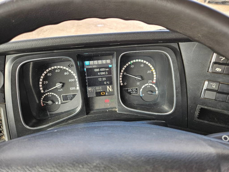 Lastbil med kran Mercedes-Benz Actros 2551/6x2 // Palfinger 16002 B // 2 x trucks: billede 19