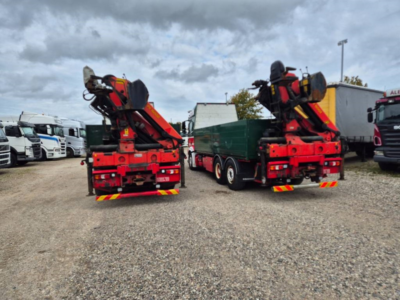 Lastbil med kran Mercedes-Benz Actros 2551/6x2 // Palfinger 16002 B // 2 x trucks: billede 12