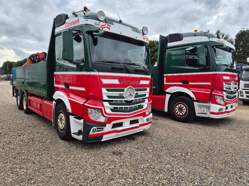 Lastbil med kran Mercedes-Benz Actros 2551/6x2 // Palfinger 16002 B // 2 x trucks: billede 13