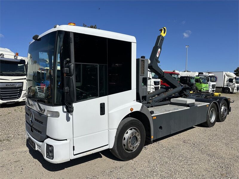 Mercedes-Benz Econic 2630 6x2/4 - Hyva Kroghejs / Hook - Lastbil kroghejs: billede 1 Mercedes-Benz Econic 2630 6x2/4 - Hyva Kroghejs / Hook - Lastbil kroghejs: billede 1
