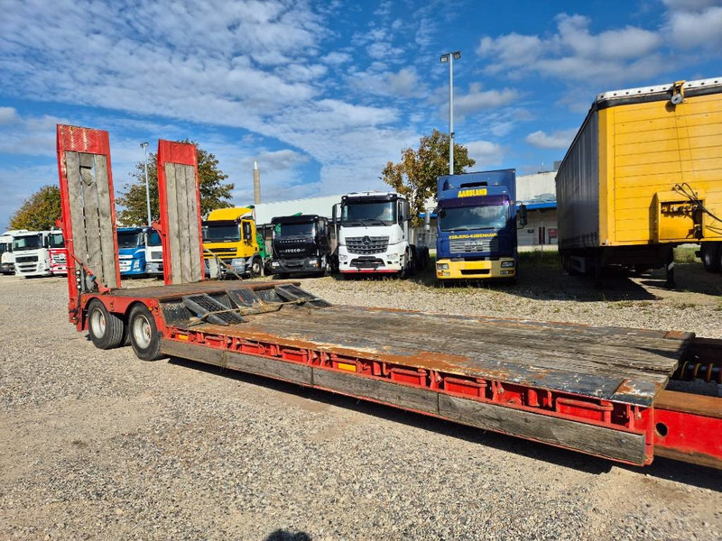 Nooteboom Machine trailer W/ extendable bed & Hyd Ramps - Nedbygget platform sættevogn: billede 2 Nooteboom Machine trailer W/ extendable bed & Hyd Ramps - Nedbygget platform sættevogn: billede 2