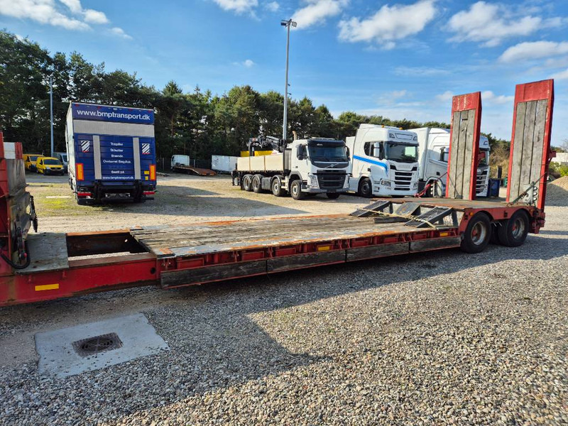 Nooteboom Machine trailer W/ extendable bed & Hyd Ramps - Nedbygget platform sættevogn: billede 1 Nooteboom Machine trailer W/ extendable bed & Hyd Ramps - Nedbygget platform sættevogn: billede 1