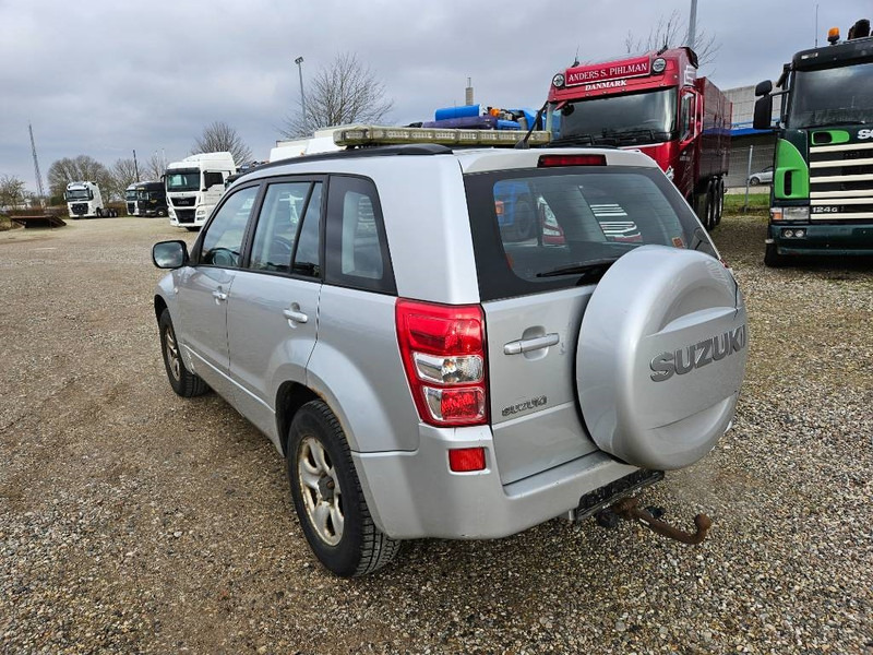 Suzuki Grand Vitara 2,0 GLX aut. Van 5d - Bil: billede 3 Suzuki Grand Vitara 2,0 GLX aut. Van 5d - Bil: billede 3