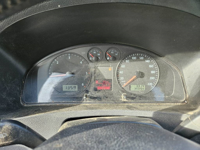 Bil Volkswagen Caravelle 2,5 TDi 130 lang 10prs 5d: billede 13