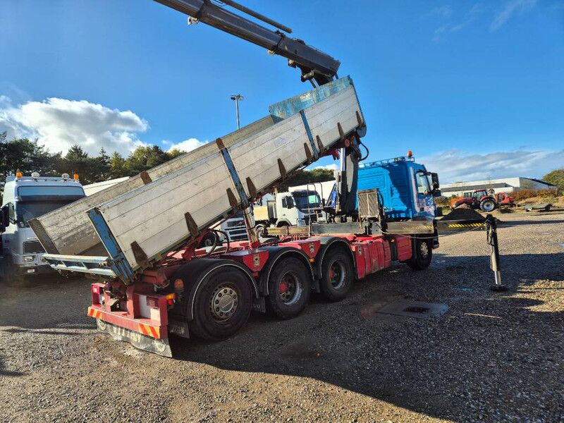 Volvo FM 500 8x4/4 // HIAB 244 EP-5 HIPRO // 3 way tip - Lastbil med kran: billede 4 Volvo FM 500 8x4/4 // HIAB 244 EP-5 HIPRO // 3 way tip - Lastbil med kran: billede 4