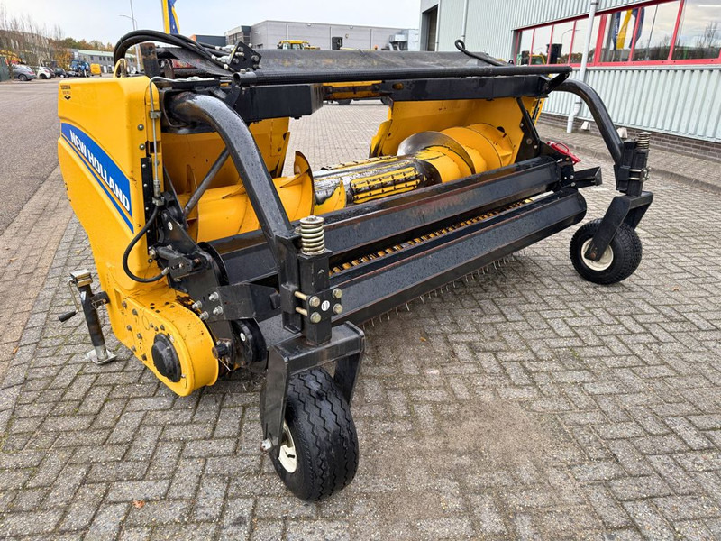New Holland 300FPE Gras Pickup - Høstmaskine: billede 4 New Holland 300FPE Gras Pickup - Høstmaskine: billede 4