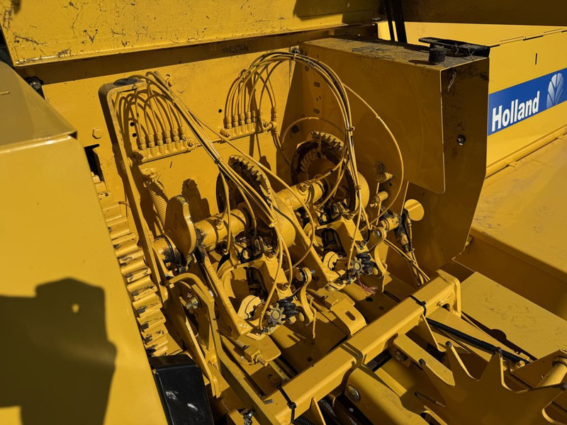 Firkant ballepresse New Holland BC5060 Mini Balenpers: billede 9 Firkant ballepresse New Holland BC5060 Mini Balenpers: billede 9