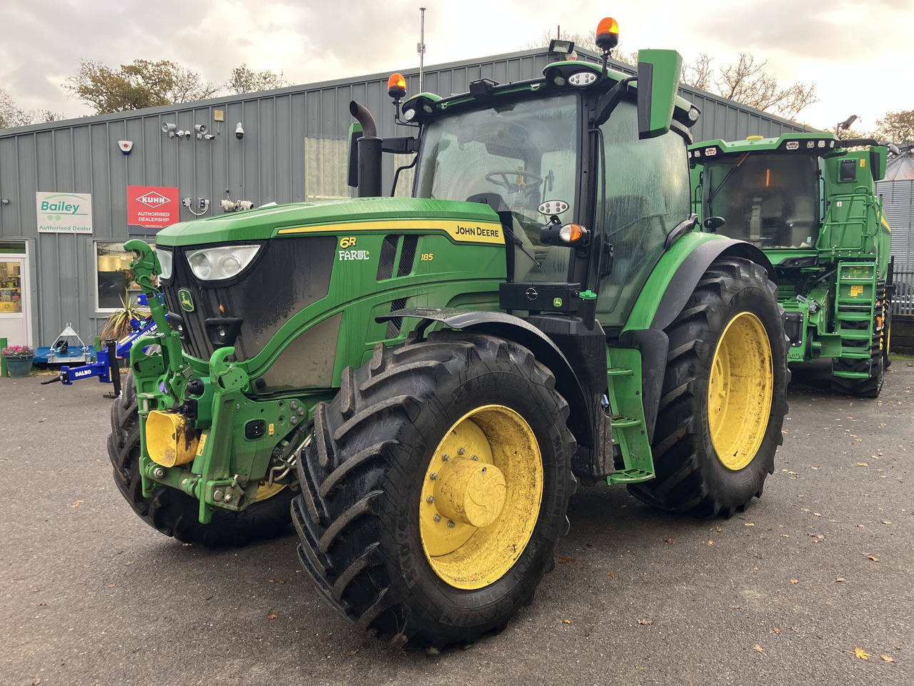 John Deere 6R 185 - Traktor: billede 1 John Deere 6R 185 - Traktor: billede 1
