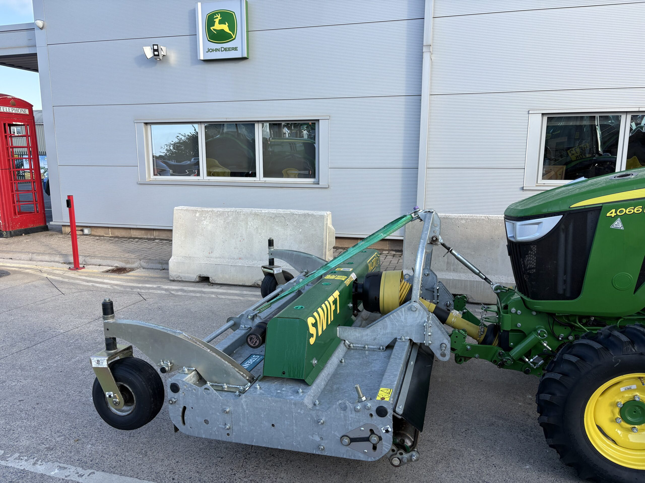 Major front Mounted Roller Mower MJ71-240F - Plæneklipper: billede 2 Major front Mounted Roller Mower MJ71-240F - Plæneklipper: billede 2
