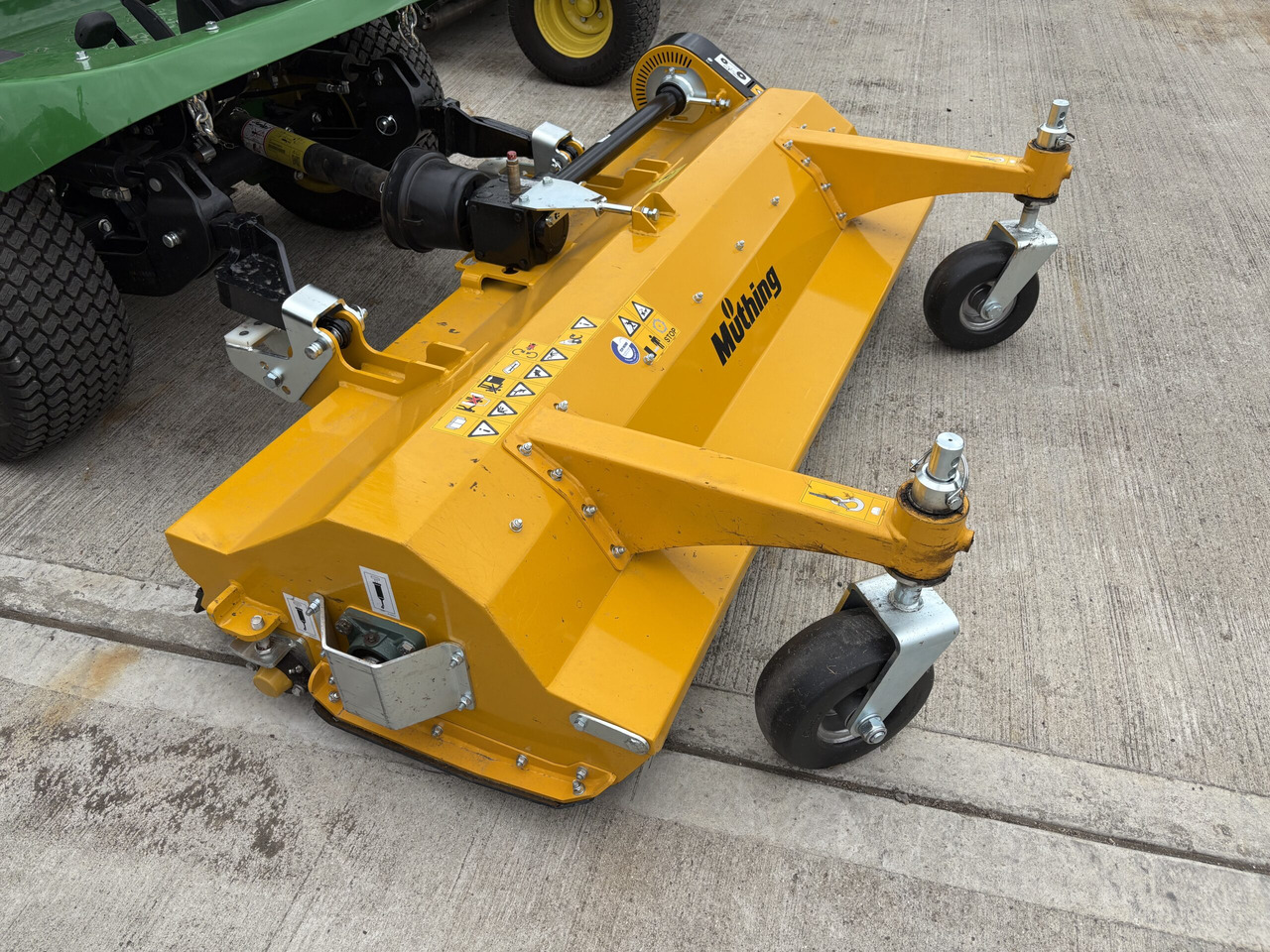 Muthing MU-FM160 JD Outfront Flail Mower - Plæneklipper: billede 2 Muthing MU-FM160 JD Outfront Flail Mower - Plæneklipper: billede 2