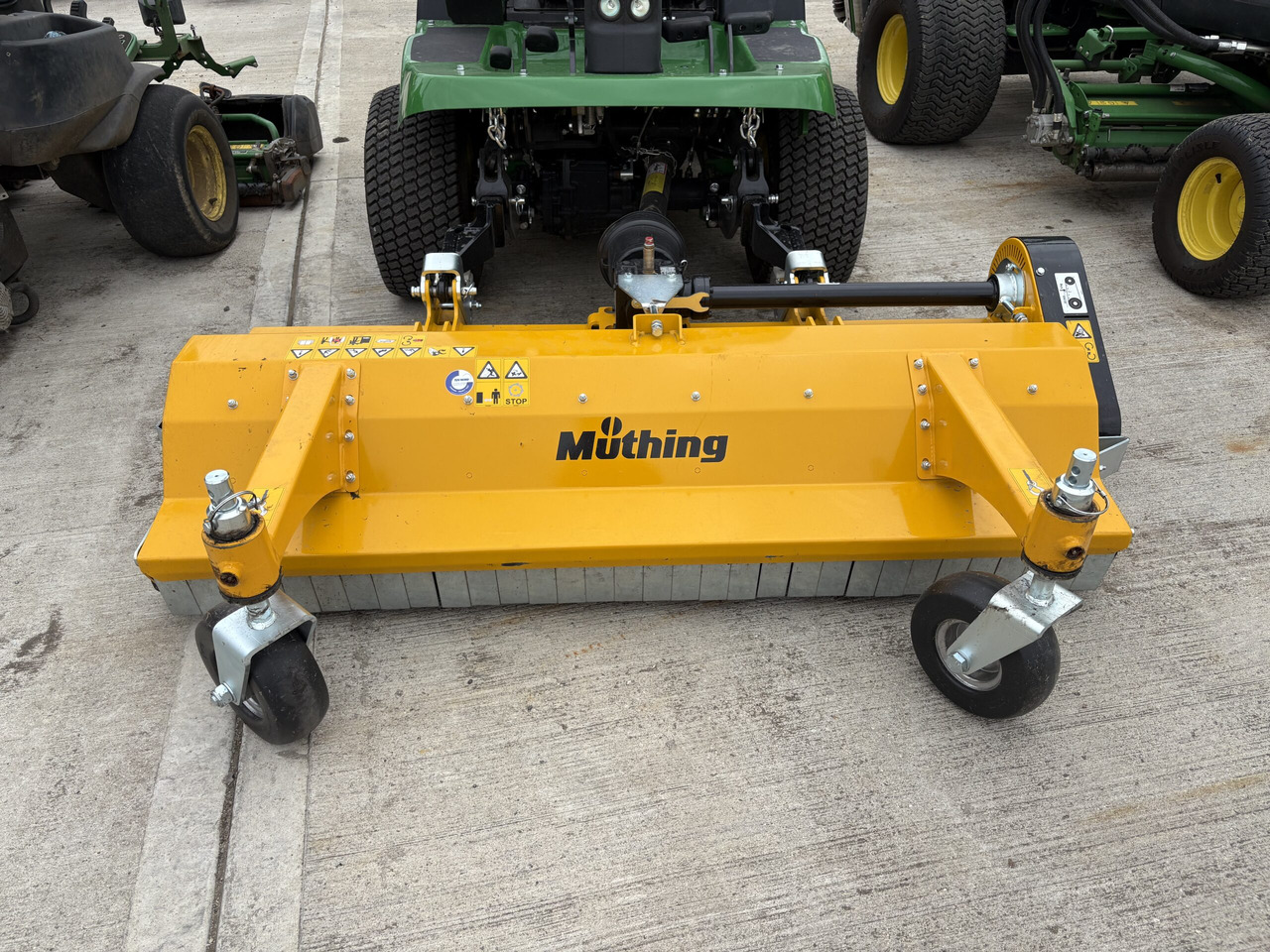 Muthing MU-FM160 JD Outfront Flail Mower - Plæneklipper: billede 1 Muthing MU-FM160 JD Outfront Flail Mower - Plæneklipper: billede 1