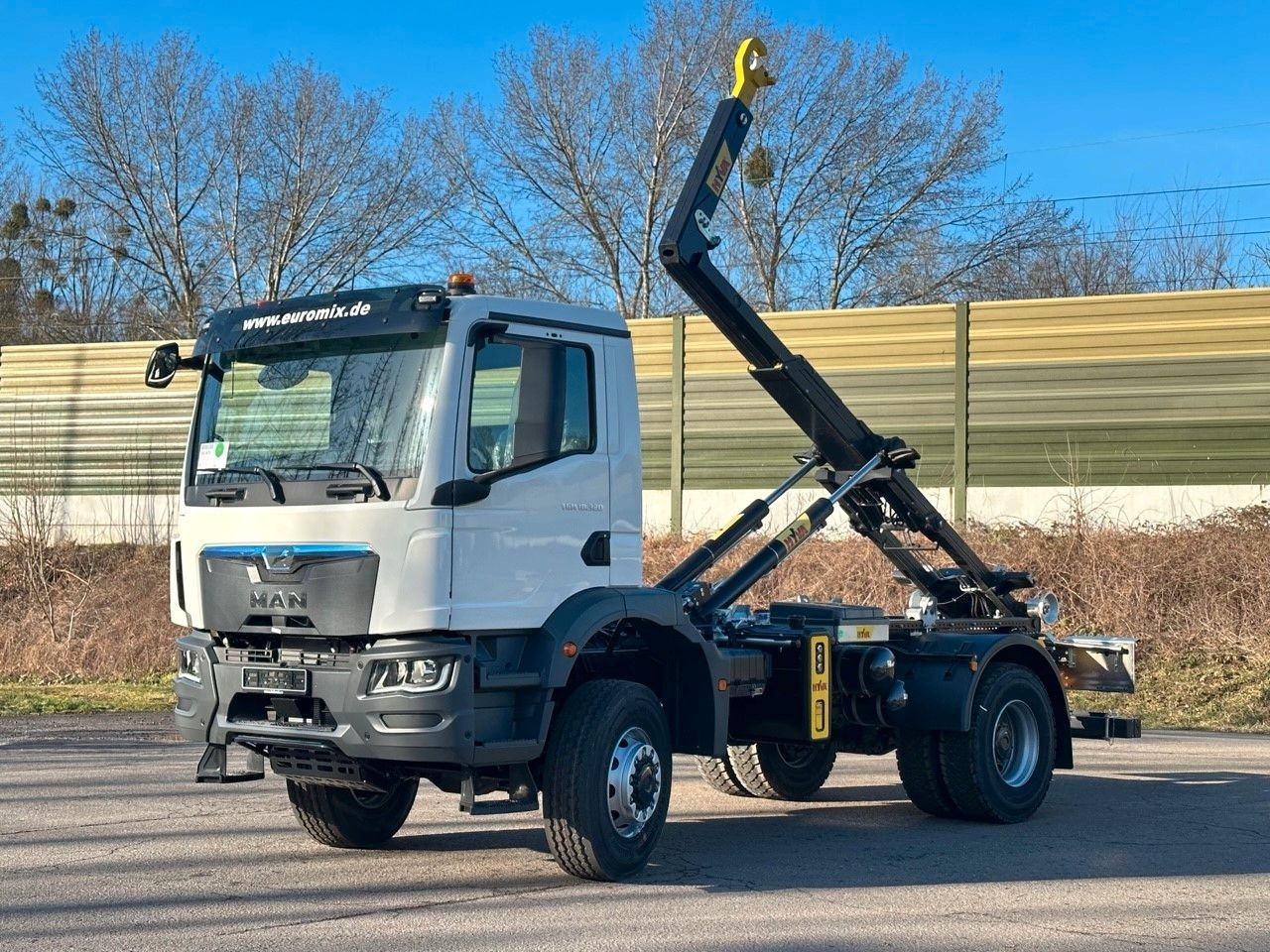 MAN TGM 18.320 4x4 Euro 6e Hyva 12-45 - Lastbil kroghejs, Lastbil med kran: billede 1 MAN TGM 18.320 4x4 Euro 6e Hyva 12-45 - Lastbil kroghejs, Lastbil med kran: billede 1