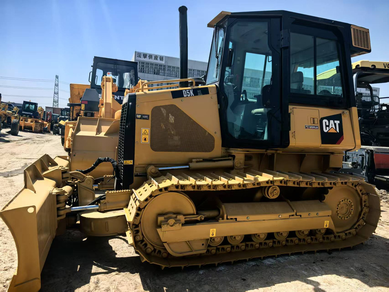 CATERPILLAR D5K - Bulldozer: billede 1 CATERPILLAR D5K - Bulldozer: billede 1