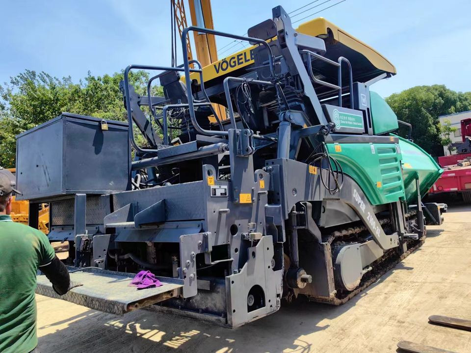 High Quality Used VOGELE 2100-3L Paver Construction Machinery Good Condition VOGELE Paver - Asfaltudlægger: billede 2 High Quality Used VOGELE 2100-3L Paver Construction Machinery Good Condition VOGELE Paver - Asfaltudlægger: billede 2