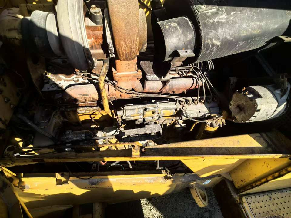 Used Front Wheel Loader CAT 966F With Good Price From Wheel Loaders Caterpillar Machinery Cat 966F Loaders - Gummihjulslæsser: billede 5 Used Front Wheel Loader CAT 966F With Good Price From Wheel Loaders Caterpillar Machinery Cat 966F Loaders - Gummihjulslæsser: billede 5