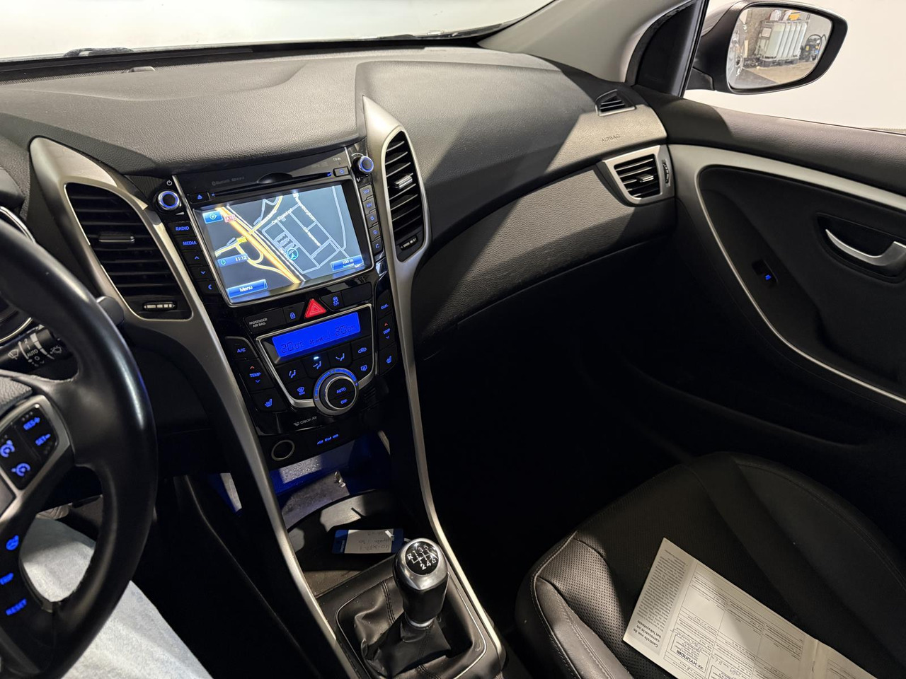 Hyundai | i30 | 1.6 GDI i-Catcher | 2012 | 287.418 km | 40XFT1 | Logisch - Hatchback: billede 2 Hyundai | i30 | 1.6 GDI i-Catcher | 2012 | 287.418 km | 40XFT1 | Logisch - Hatchback: billede 2
