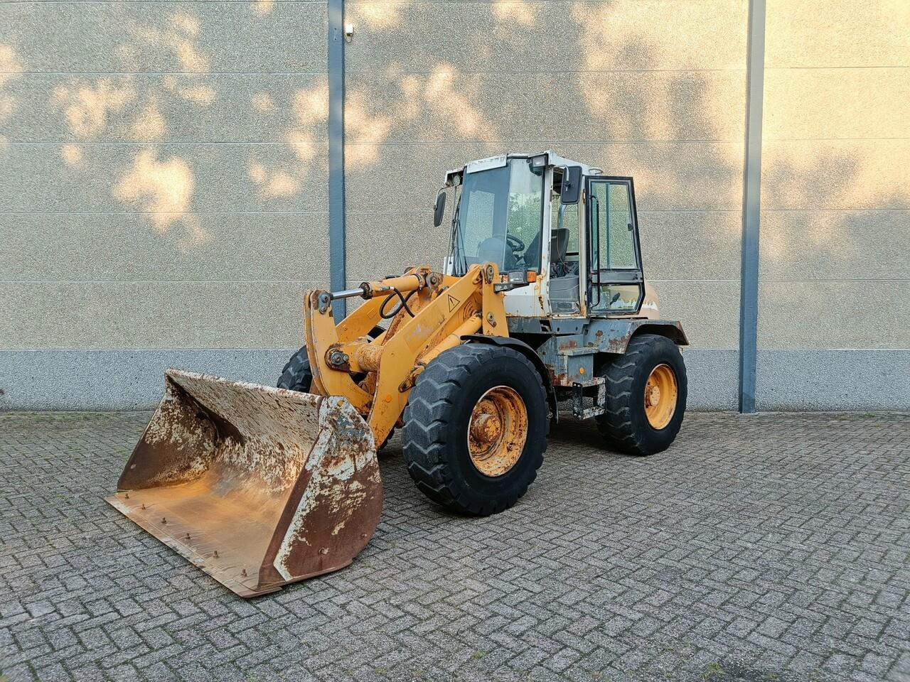 Gummihjulslæsser Liebherr L514 Shovel: billede 1