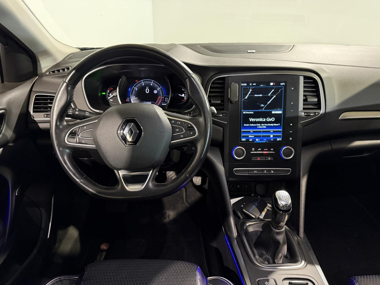 Renault | Mégane Estate | 1.2 TCe Bose | 2017 | 197.462 km | PP713F | Logisch - Bil: billede 4 Renault | Mégane Estate | 1.2 TCe Bose | 2017 | 197.462 km | PP713F | Logisch - Bil: billede 4
