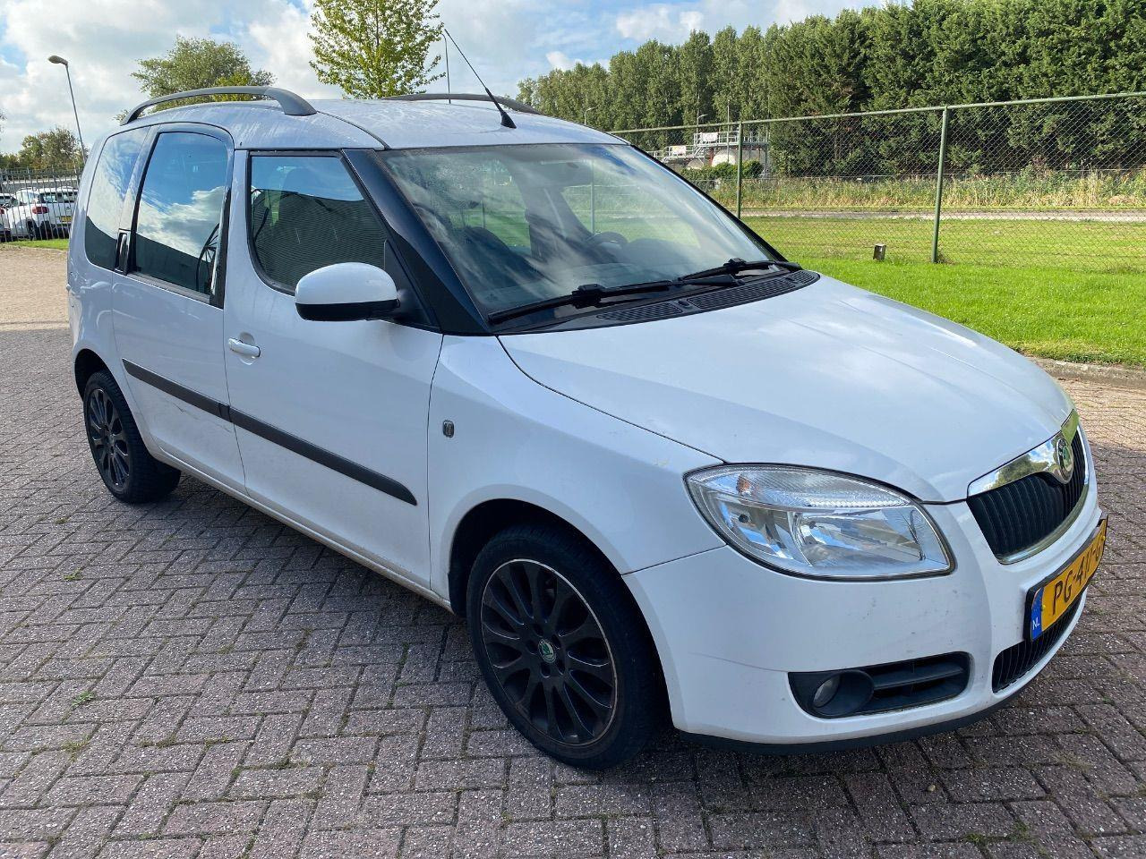 Skoda Roomster 1.2 Go | 2010 | 174.028 km | PG411G | NAP: Geen oordeel - Bil: billede 2 Skoda Roomster 1.2 Go | 2010 | 174.028 km | PG411G | NAP: Geen oordeel - Bil: billede 2