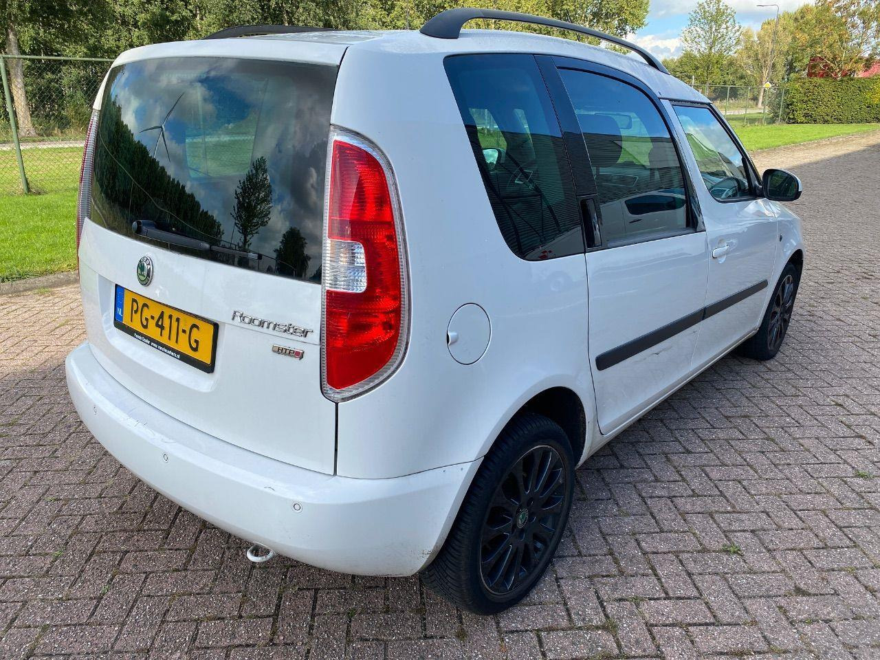 Skoda Roomster 1.2 Go | 2010 | 174.028 km | PG411G | NAP: Geen oordeel - Bil: billede 4 Skoda Roomster 1.2 Go | 2010 | 174.028 km | PG411G | NAP: Geen oordeel - Bil: billede 4
