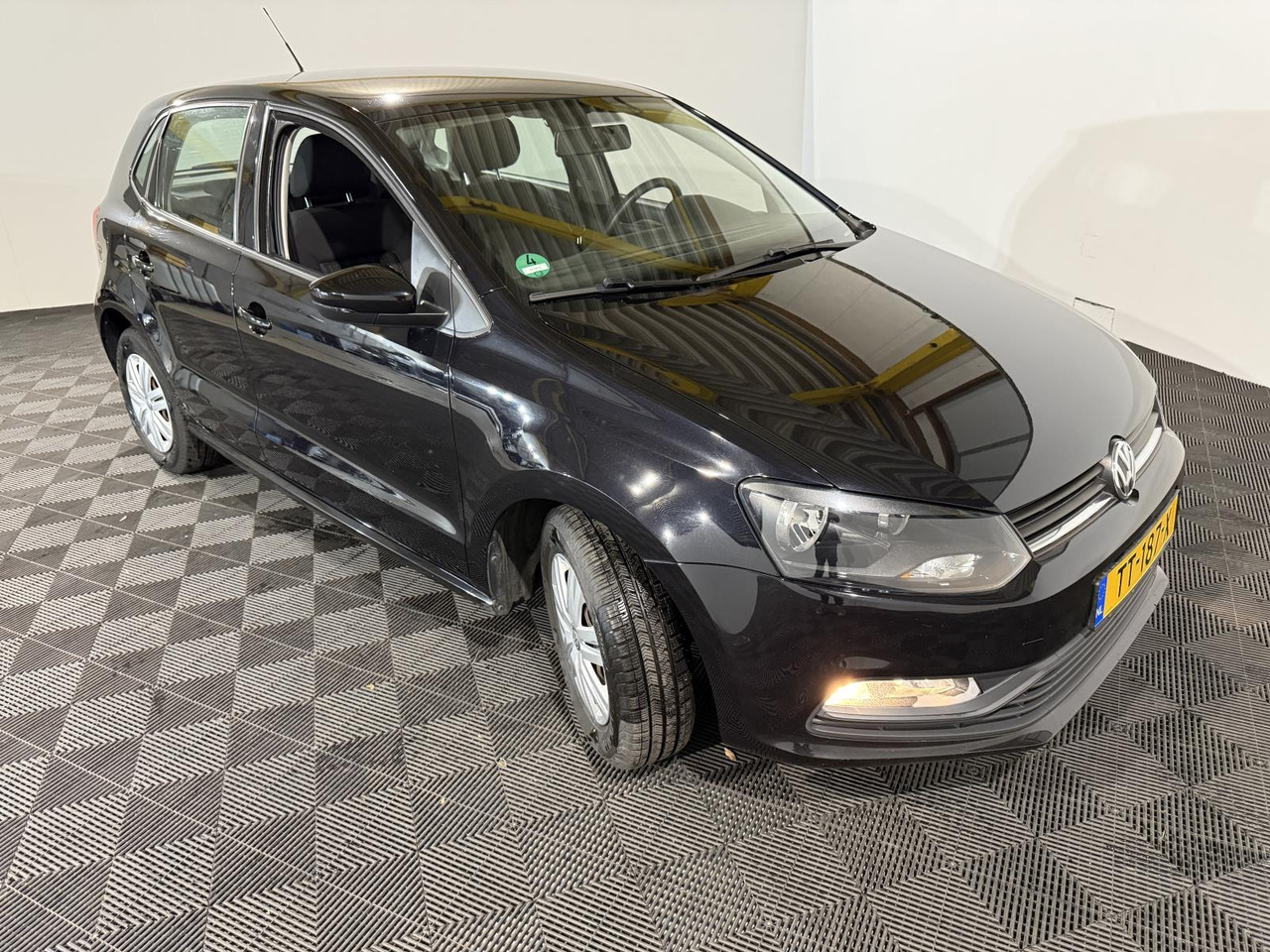 Volkswagen | Polo | 1.0 Comfortline Connected Series | 2017 | 178.442 km | TT187X | Geen oordeel - Hatchback: billede 3 Volkswagen | Polo | 1.0 Comfortline Connected Series | 2017 | 178.442 km | TT187X | Geen oordeel - Hatchback: billede 3