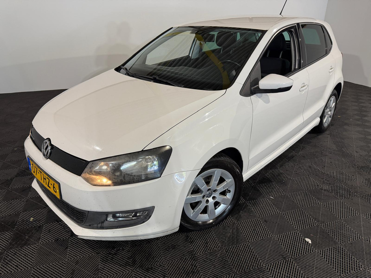 Volkswagen | Polo | 1.2 TDI BlueMotion Comfortline | 2012 | 234.632 km | 07THZ6 | Logisch - Hatchback: billede 1 Volkswagen | Polo | 1.2 TDI BlueMotion Comfortline | 2012 | 234.632 km | 07THZ6 | Logisch - Hatchback: billede 1