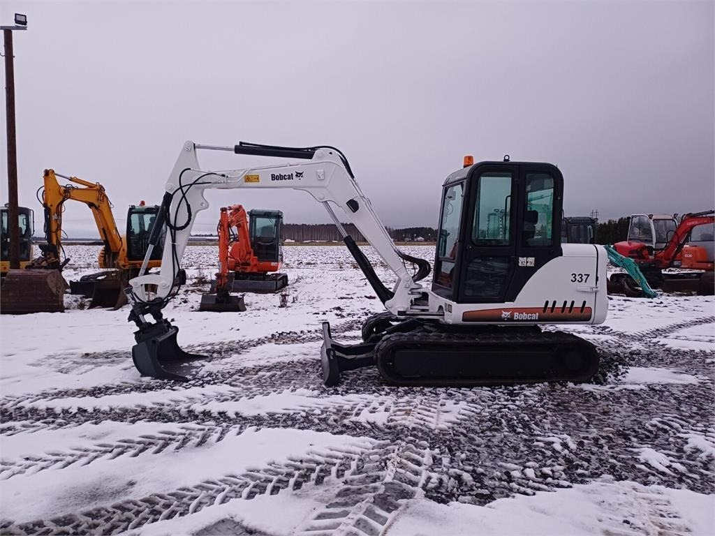 Bobcat 337D Kallistuvalla liittimellä - Minigravemaskine: billede 2 Bobcat 337D Kallistuvalla liittimellä - Minigravemaskine: billede 2