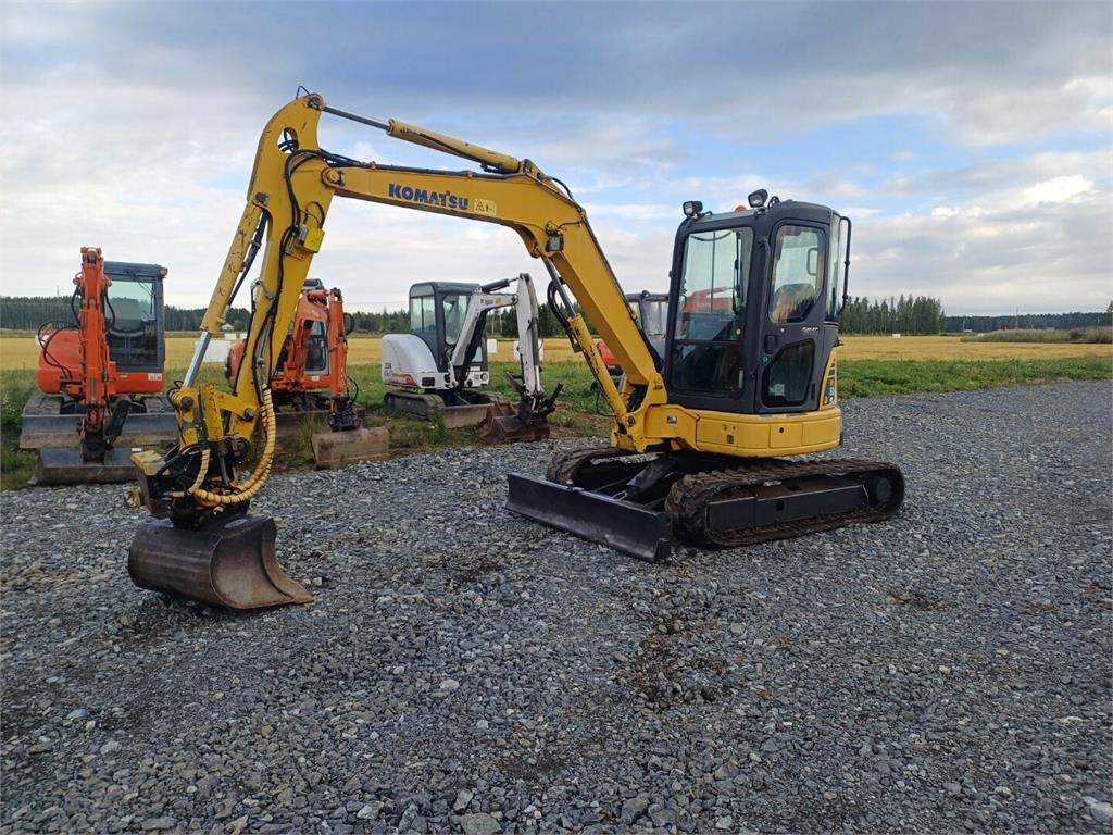 Komatsu pc50mr-2 Engcon pyörittäjällä - Minigravemaskine: billede 1 Komatsu pc50mr-2 Engcon pyörittäjällä - Minigravemaskine: billede 1