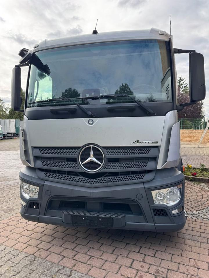 Mercedes-Benz Antos 2540/2xLBW/Kühlung-Defekt/5instock - Lastbil varevogn: billede 5 Mercedes-Benz Antos 2540/2xLBW/Kühlung-Defekt/5instock - Lastbil varevogn: billede 5